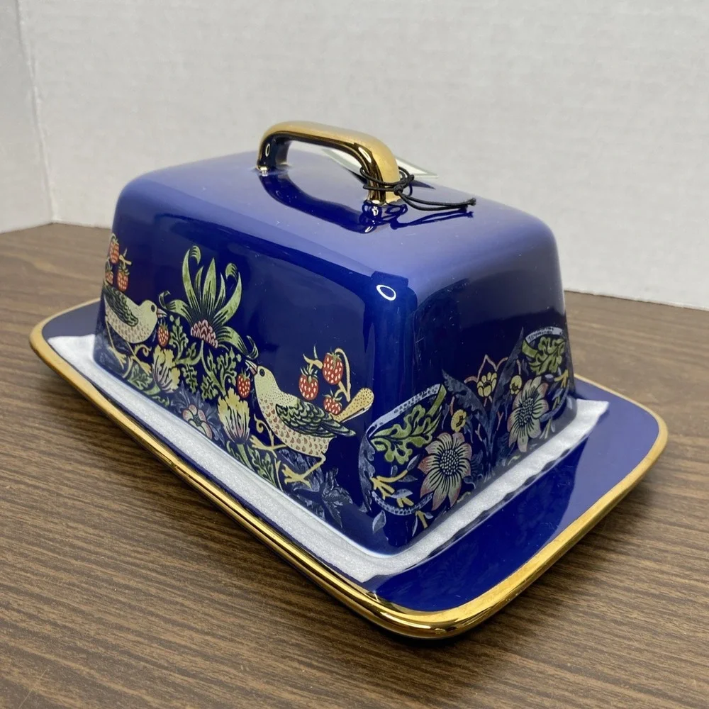 NWT William Morris & Co Strawberry Thief Butter Dish Blue with Gold Trim